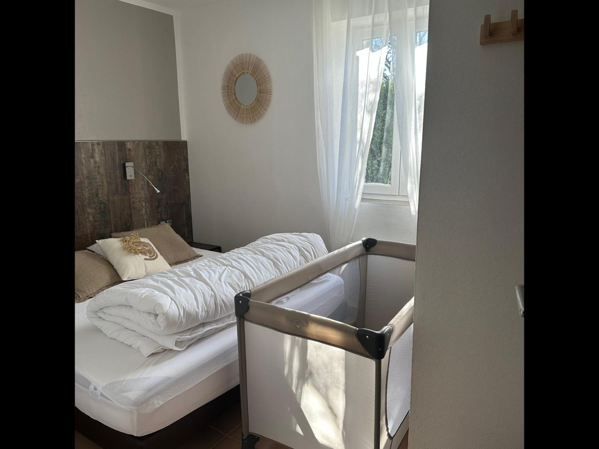 Holiday home Lou Karo - Piscine Partagee - Parking Prive *